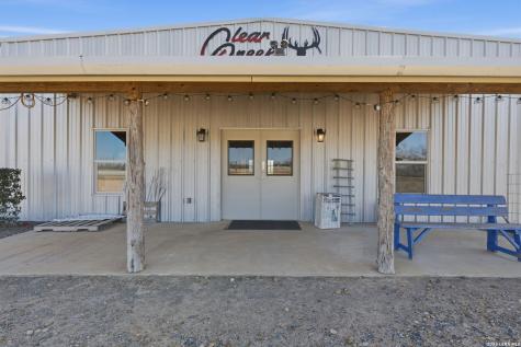 16675 Highway 140 Charlotte TX 78011