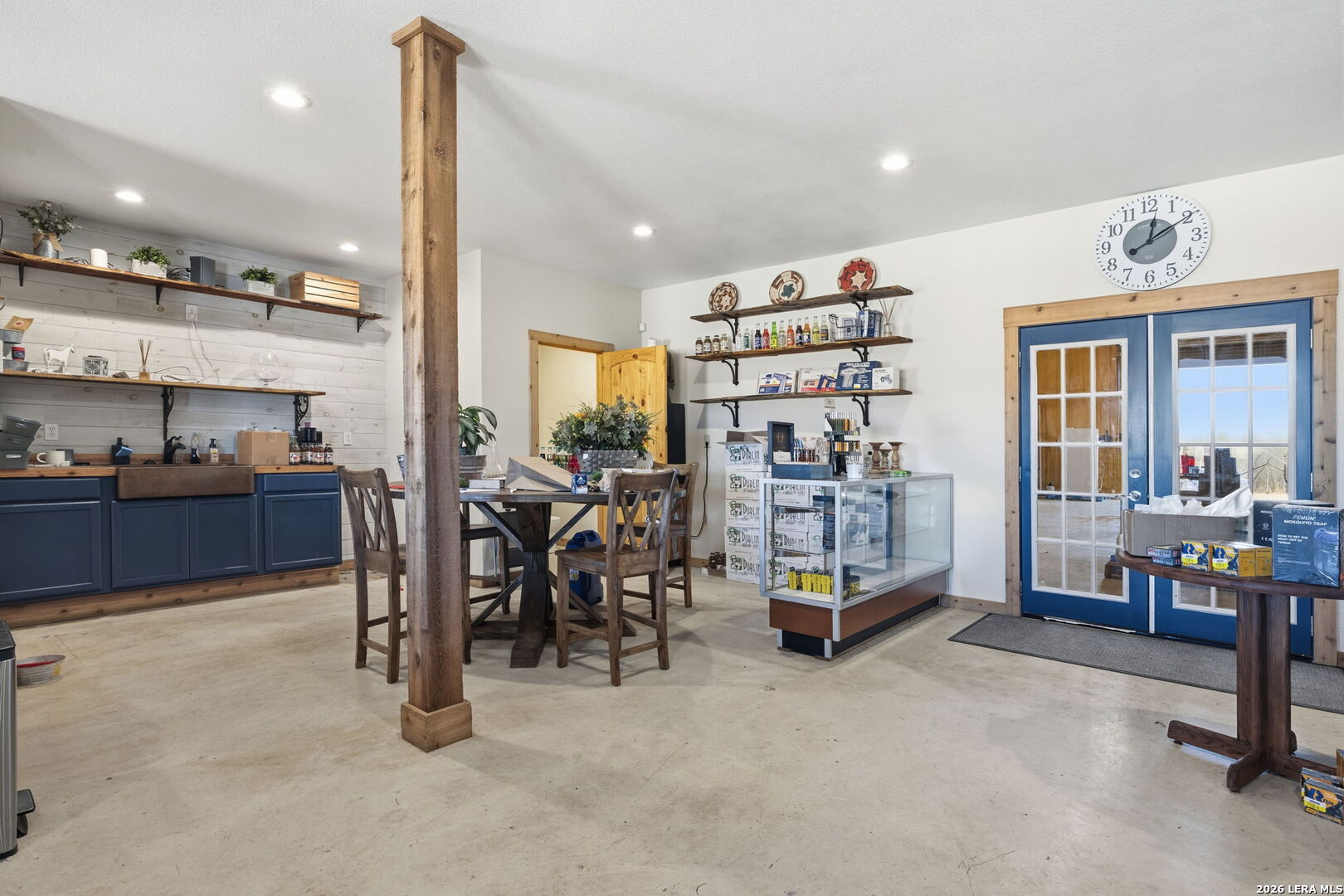16675 Highway 140 Charlotte TX 78011