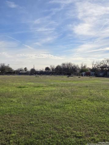5317 W Commerce San Antonio TX 78237