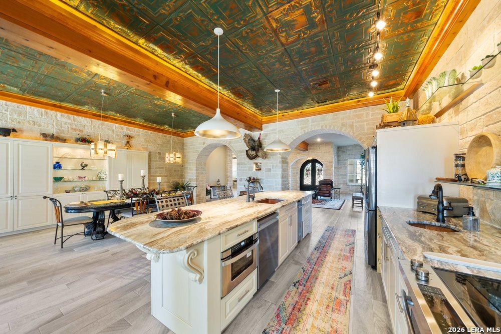 1694 County Road 102 Llano TX 78643