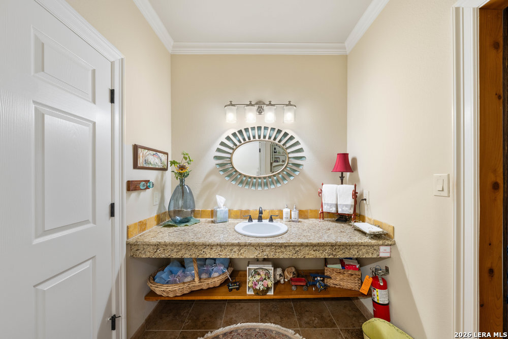 1694 County Road 102 Llano TX 78643