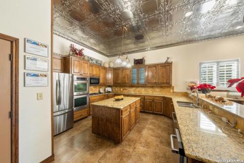 1694 County Road 102 Llano TX 78643