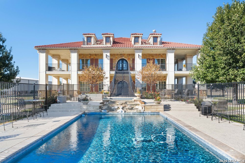 1694 County Road 102 Llano TX 78643