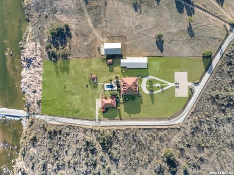 1694 County Road 102 Llano TX 78643