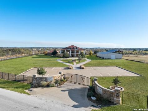 1694 County Road 102 Llano TX 78643