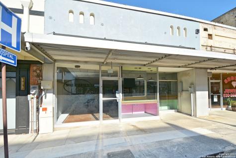 106 N Austin Street Seguin TX 78155