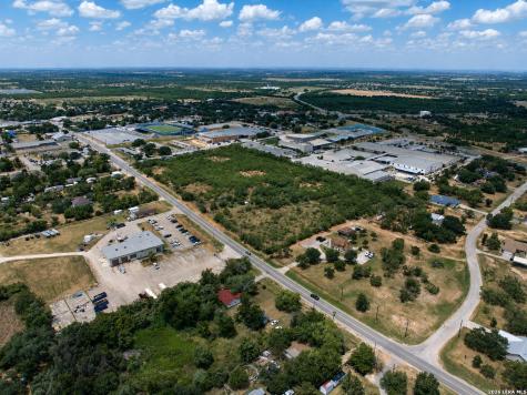 53 Lots E 6th Street Somerset TX 78069