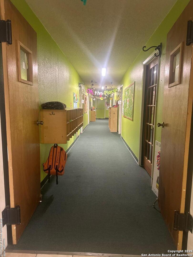 2000 10th Floresville TX 78114