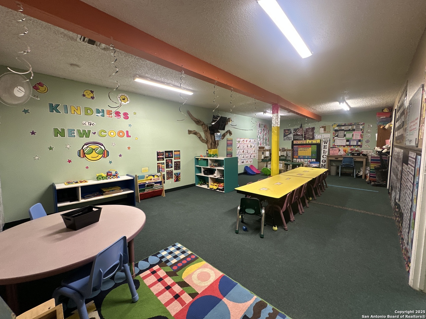 2000 10th Floresville TX 78114