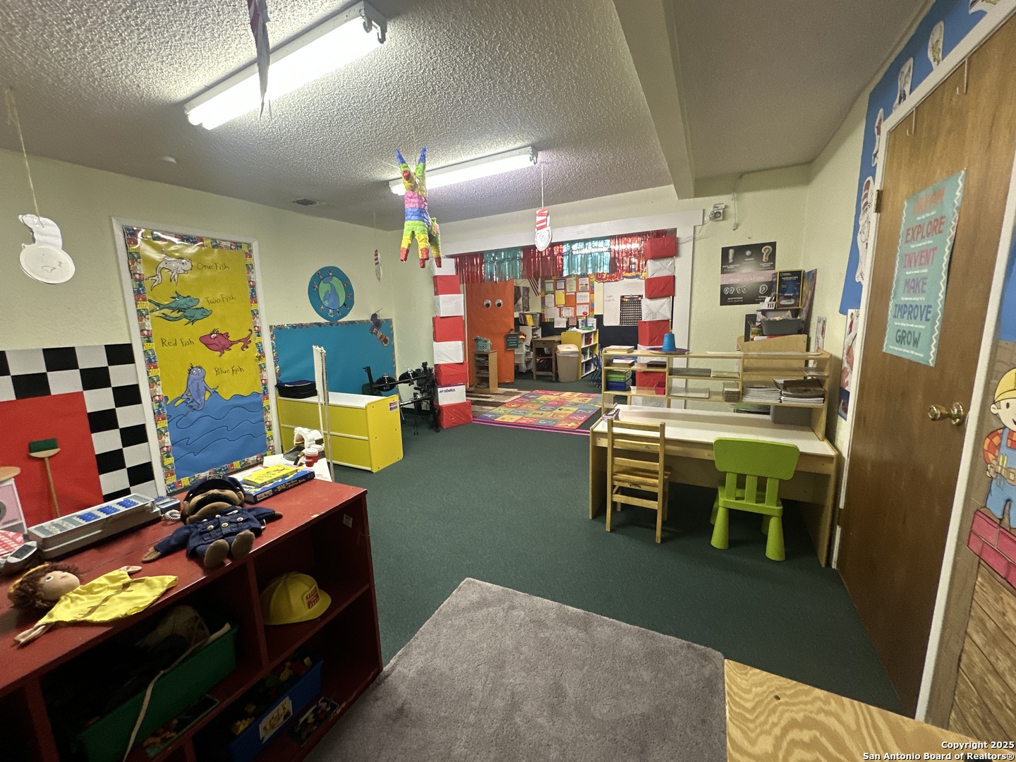 2000 10th Floresville TX 78114