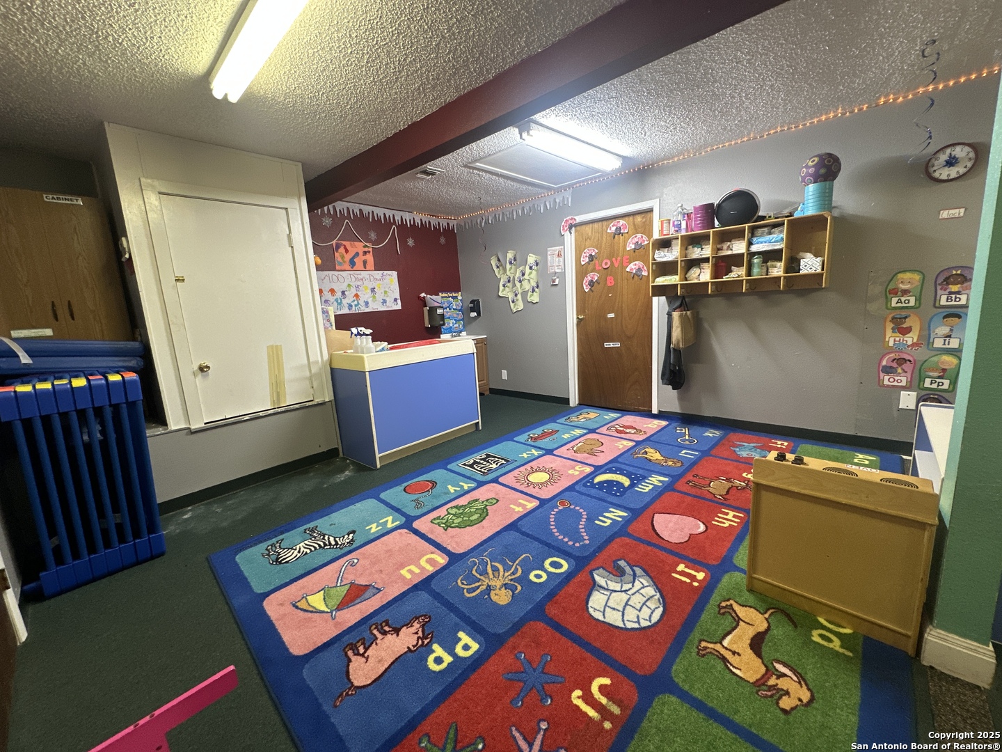 2000 10th Floresville TX 78114