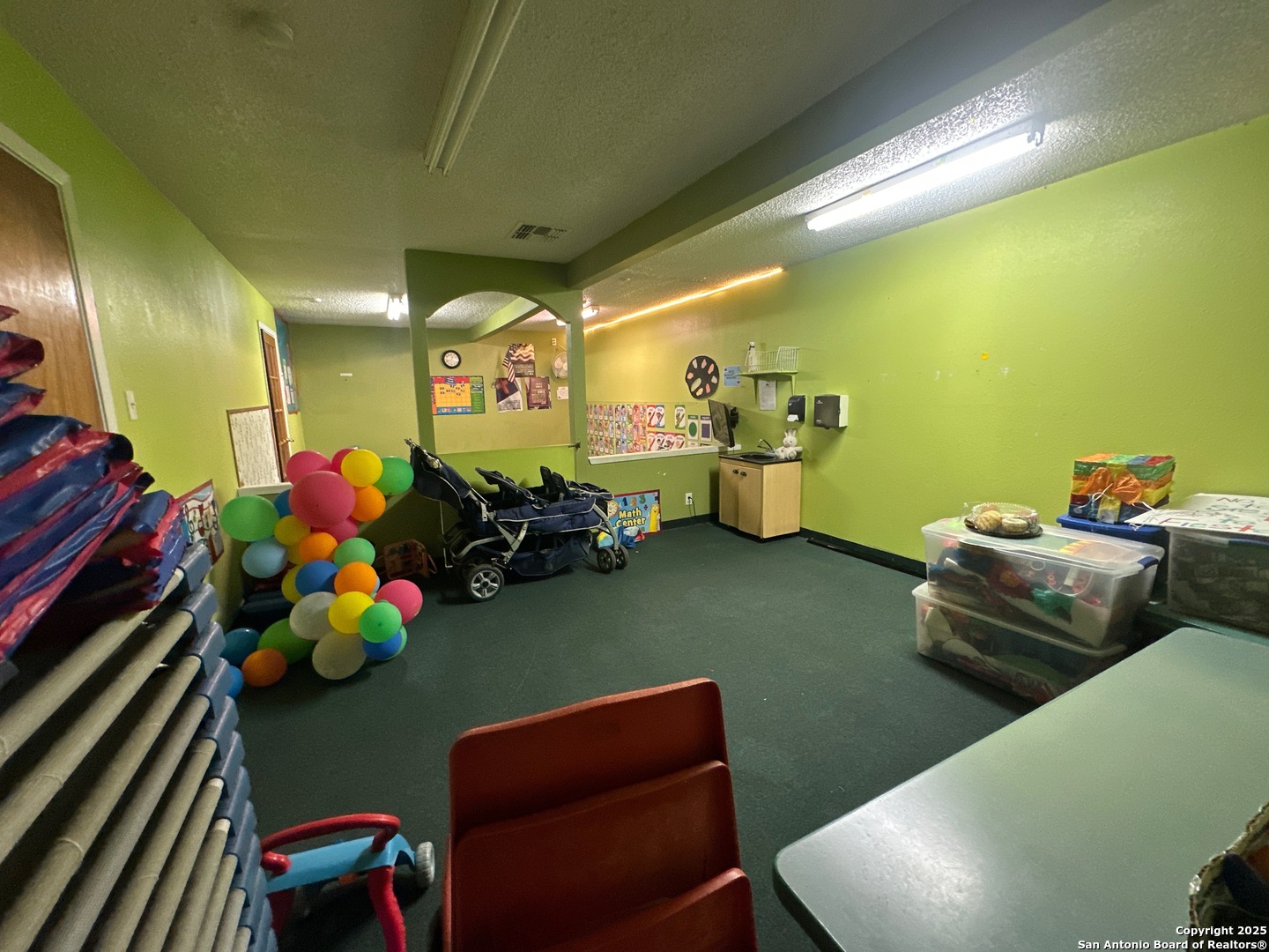 2000 10th Floresville TX 78114