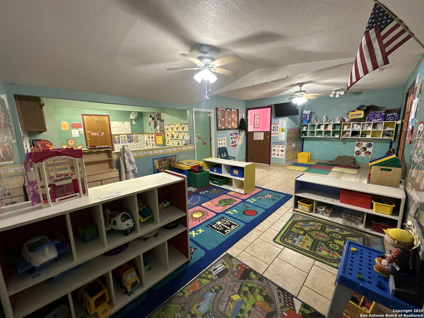 2000 10th Floresville TX 78114