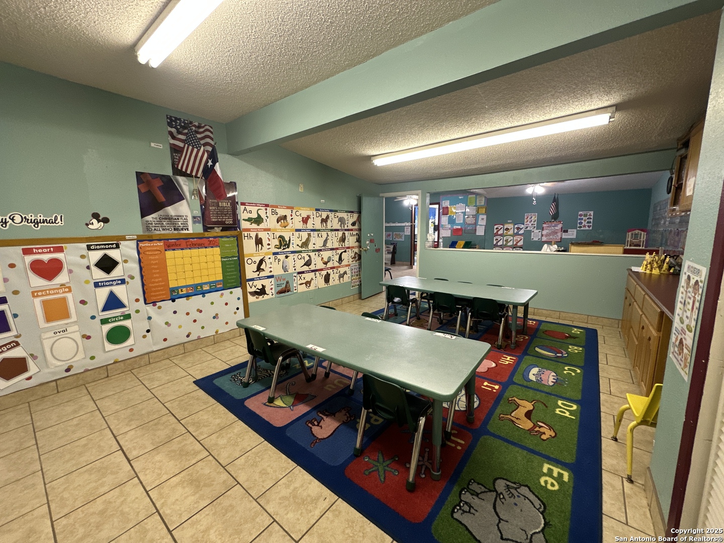 2000 10th Floresville TX 78114