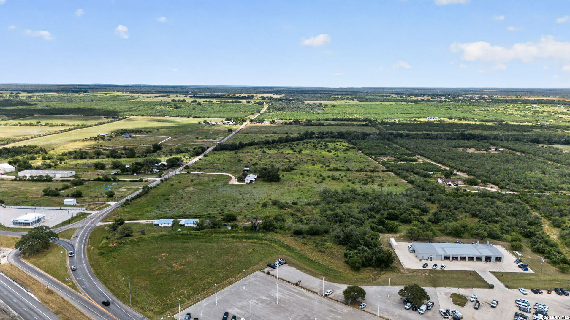180 County Road 777 Devine TX 78016