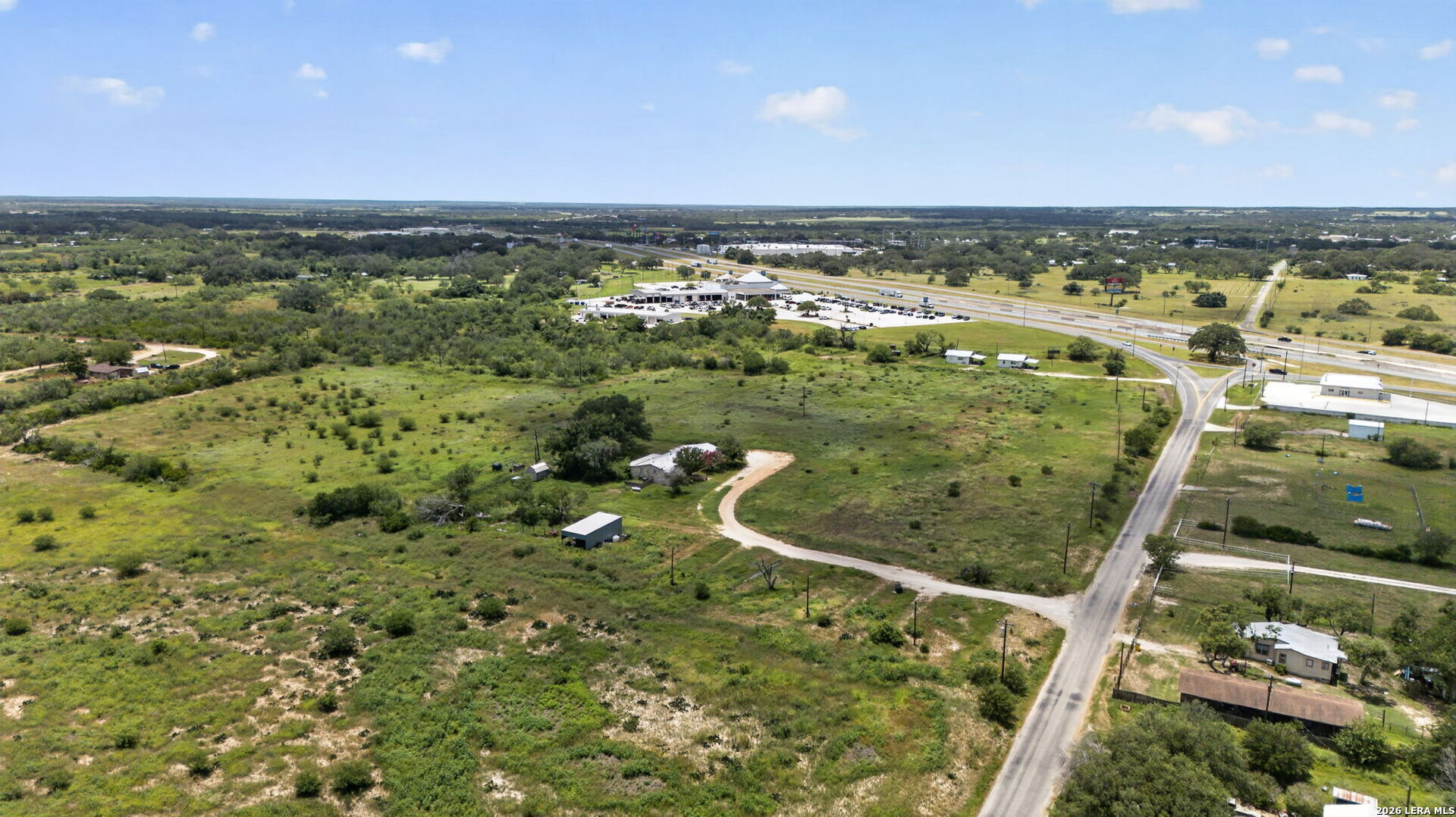 180 County Road 777 Devine TX 78016