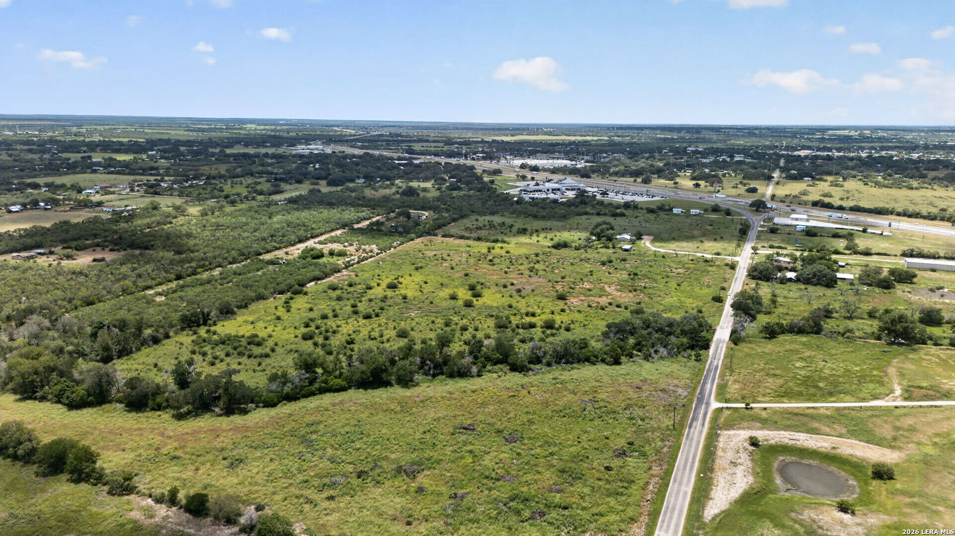 180 County Road 777 Devine TX 78016