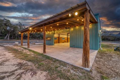 20522 State Highway 127 Concan TX 78838