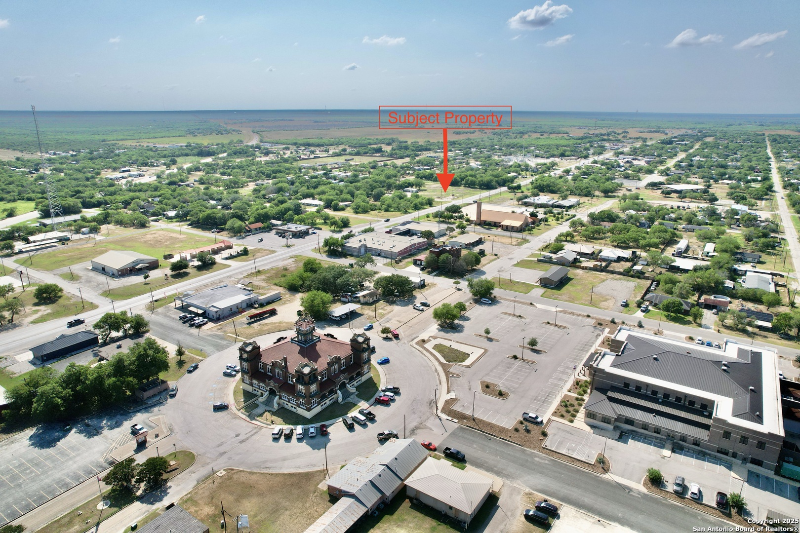 613 Maple Jourdanton TX 78026