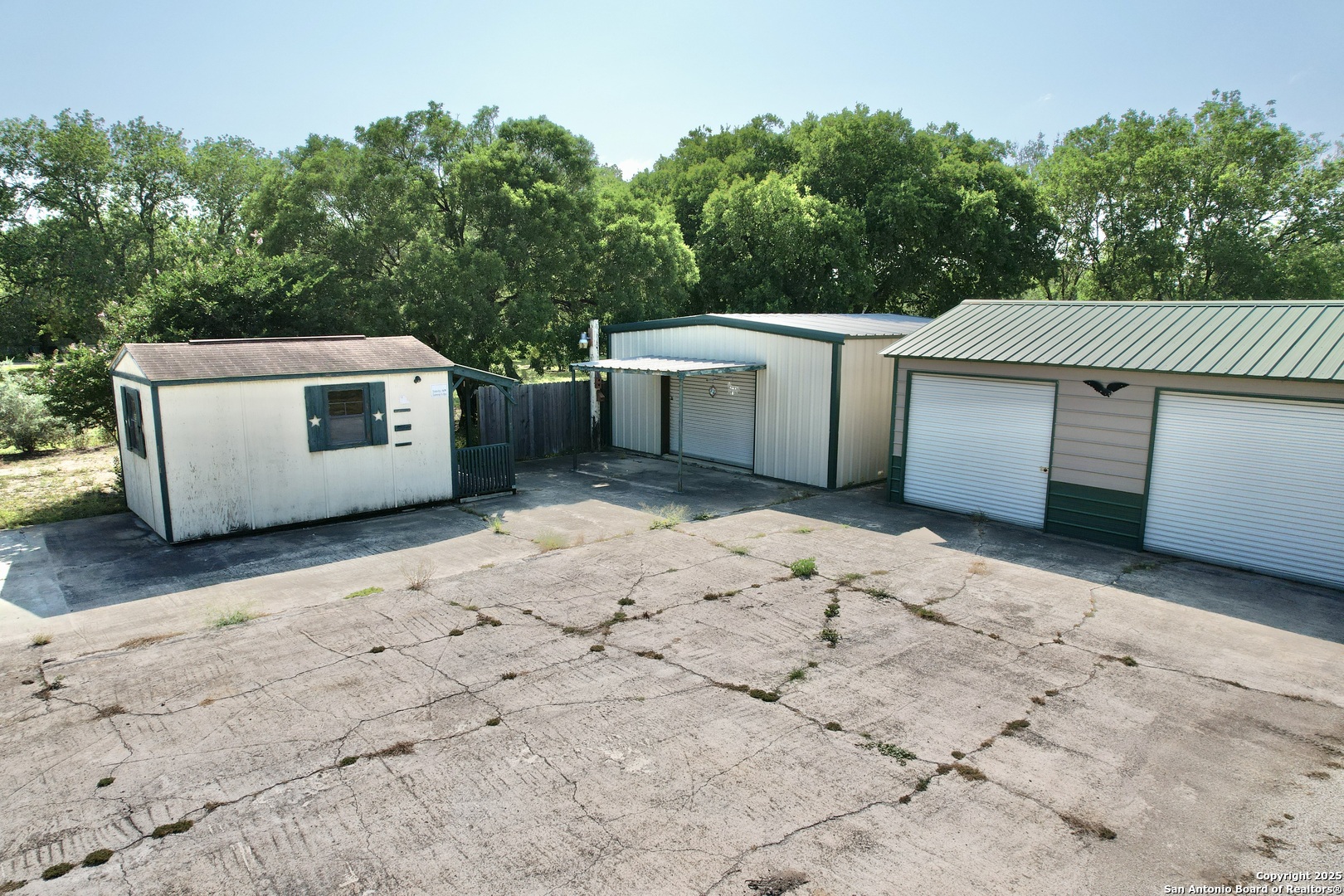 613 Maple Jourdanton TX 78026