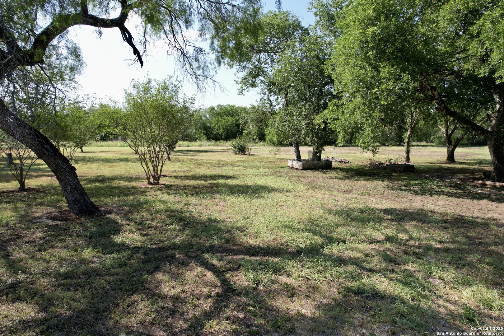 613 Maple Jourdanton TX 78026