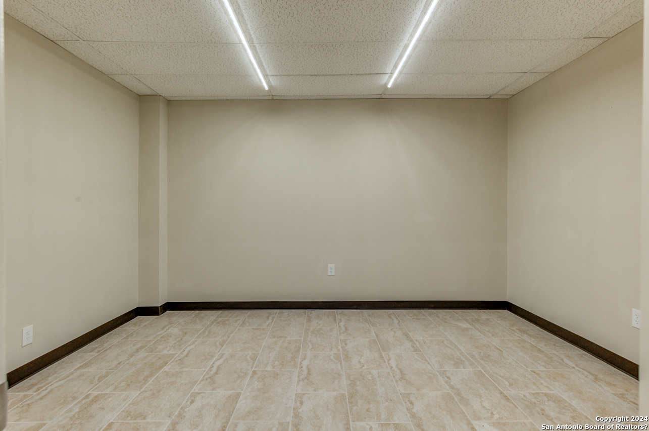 2930 E Houston San Antonio TX 78202