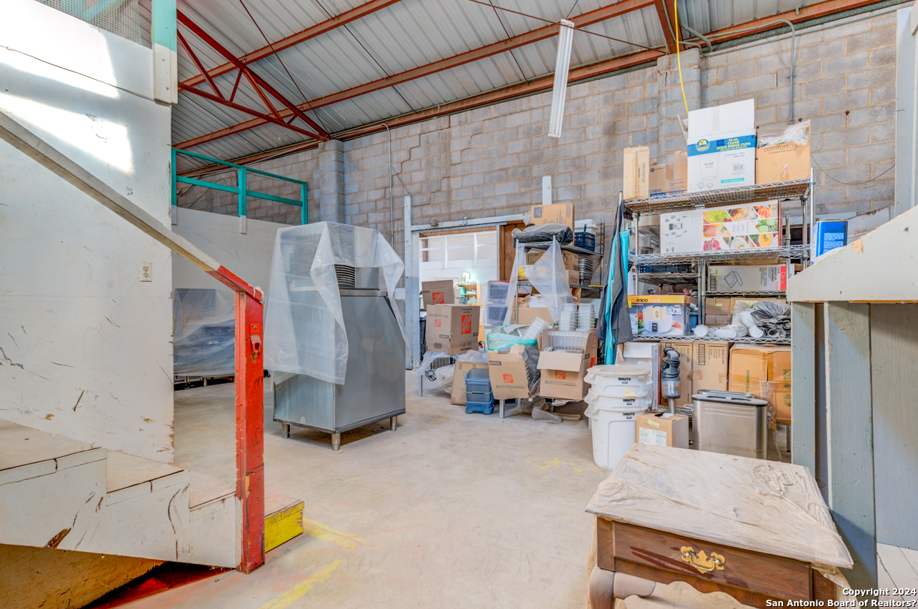 2930 E Houston San Antonio TX 78202