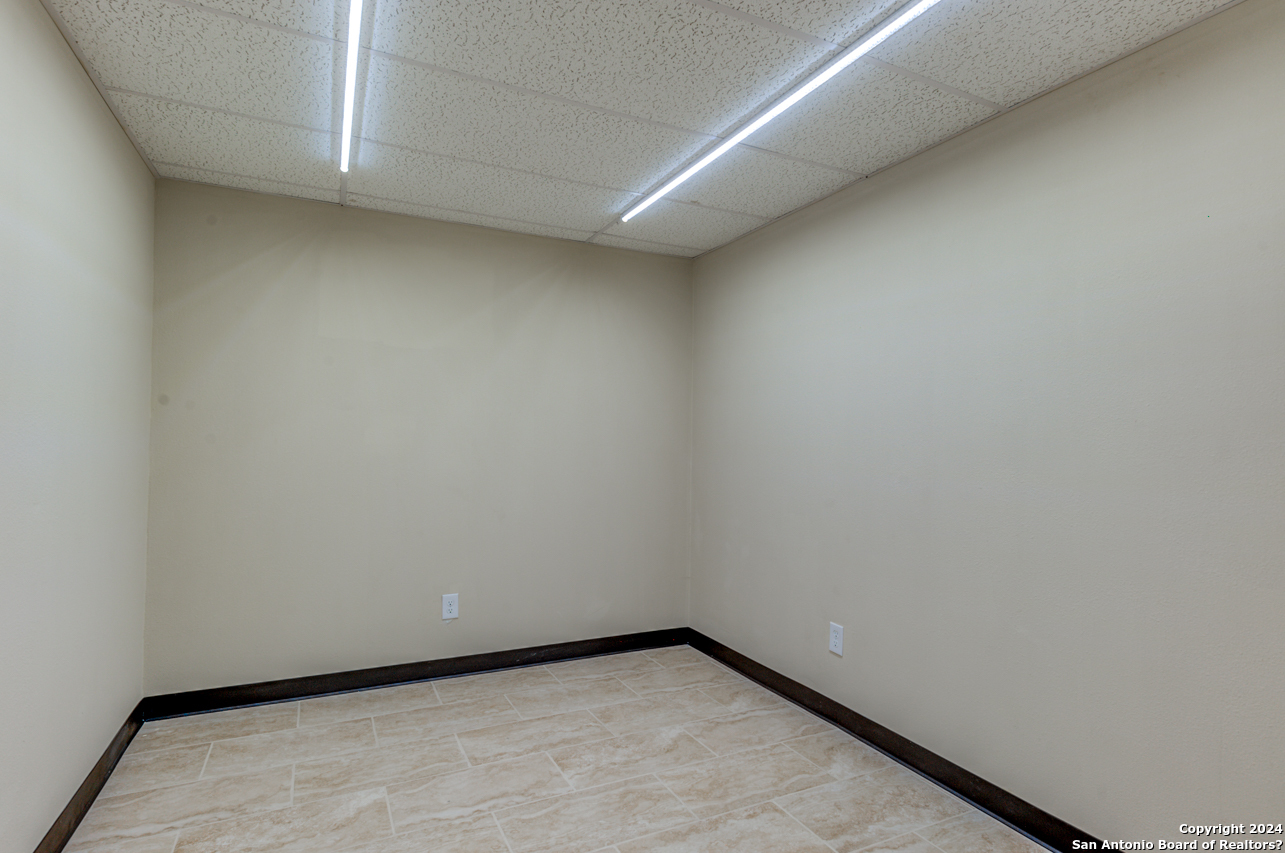 2930 E Houston San Antonio TX 78202