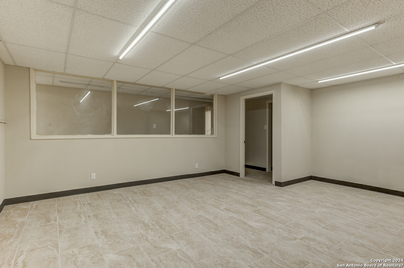 2930 E Houston San Antonio TX 78202