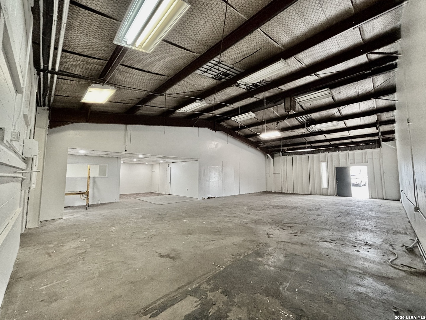 3414 E Commerce San Antonio TX 78220