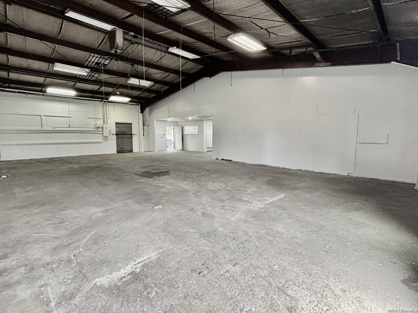 3414 E Commerce San Antonio TX 78220