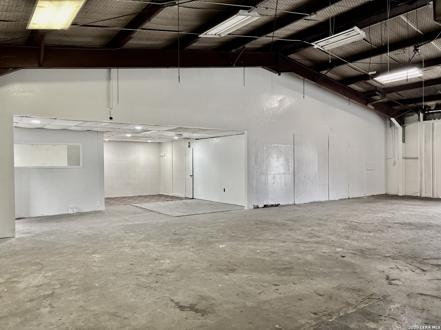 3414 E Commerce San Antonio TX 78220