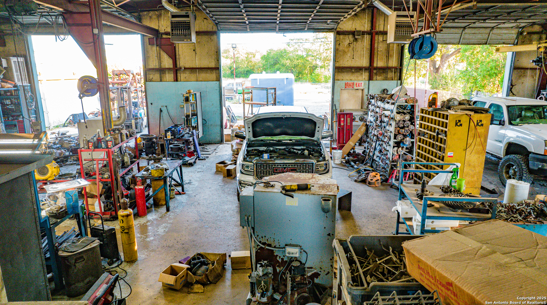 2510 SE Loop 410 Acc Road San Antonio TX 78222