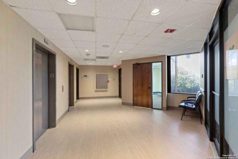 2040 Babcock Road San Antonio TX 78229