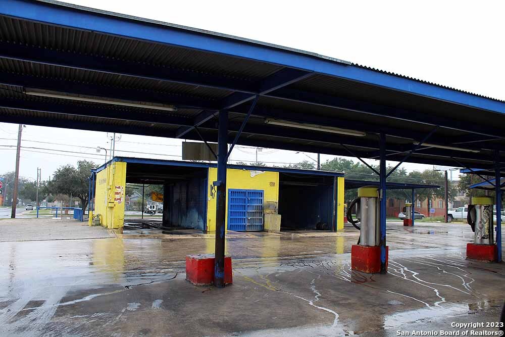 2203 W Commerce Street San Antonio TX 78207