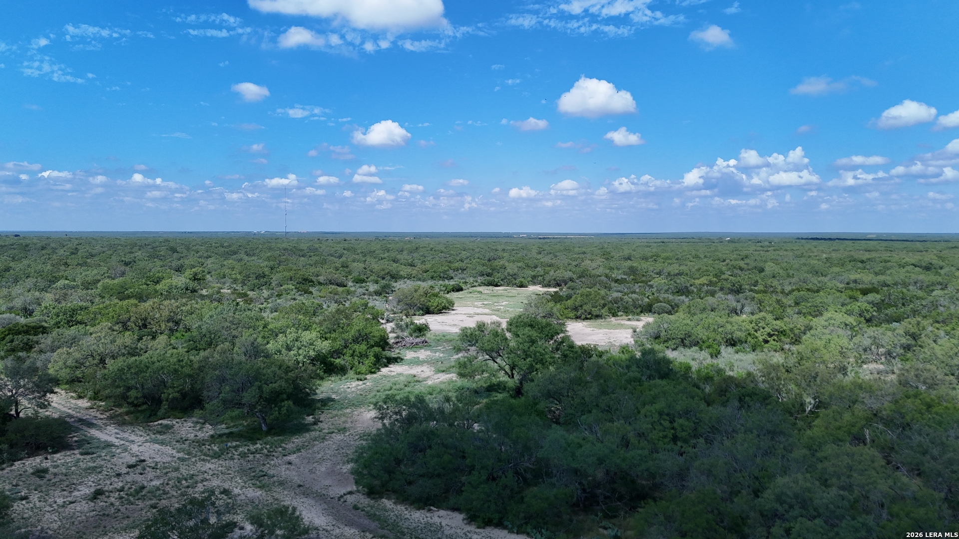 19268 A Highway 85 Big Wells TX 78830