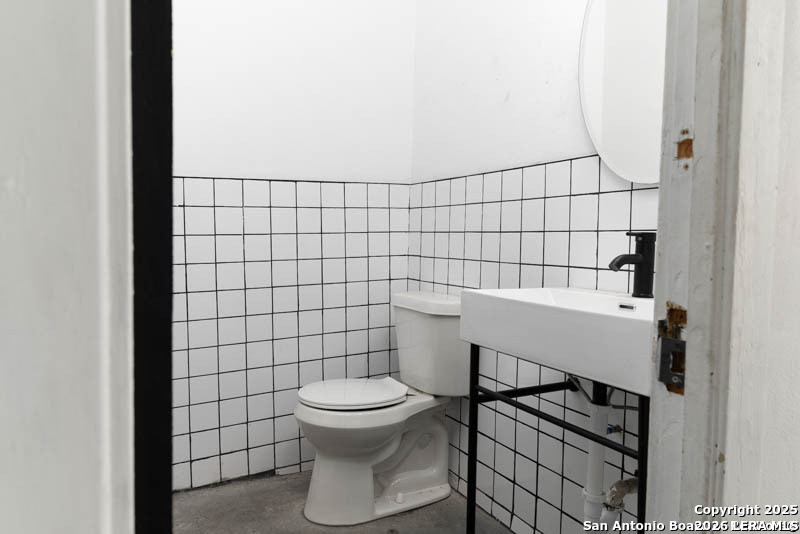 2505 S Presa Street San Antonio TX 78210