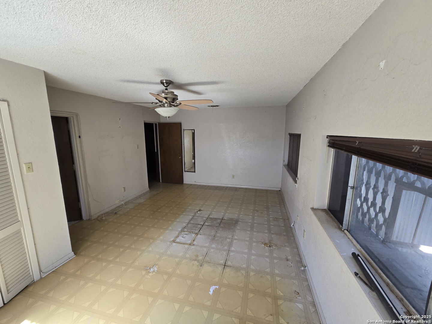 8210 New Laredo San Antonio TX 78211