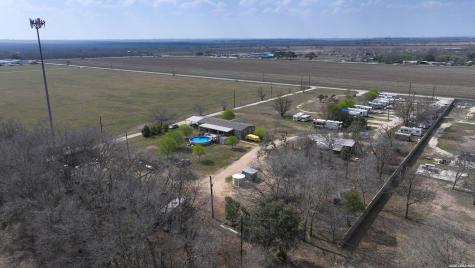 501, 505 & 509 Lakeview Mcqueeney TX 78123