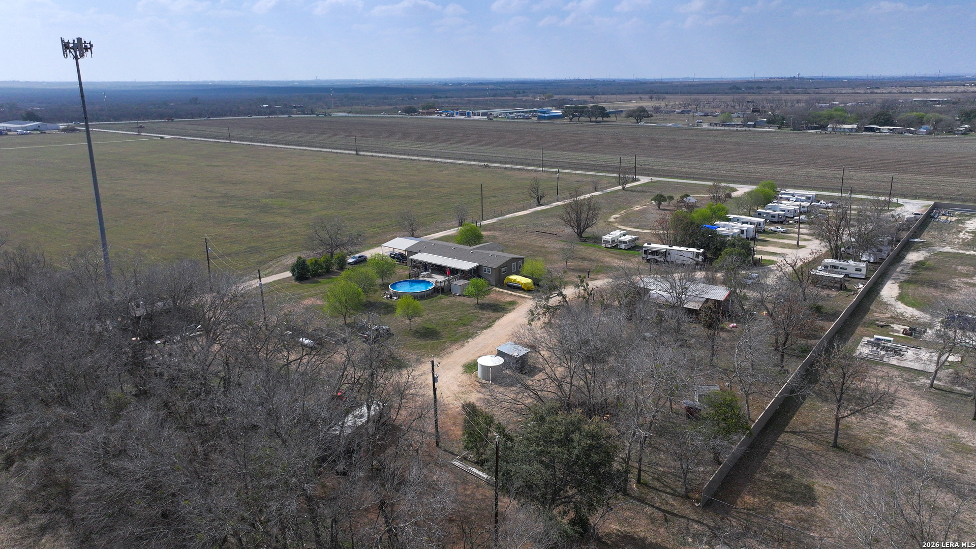 501, 505 & 509 Lakeview Mcqueeney TX 78123