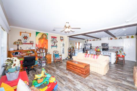 501, 505 & 509 Lakeview Mcqueeney TX 78123