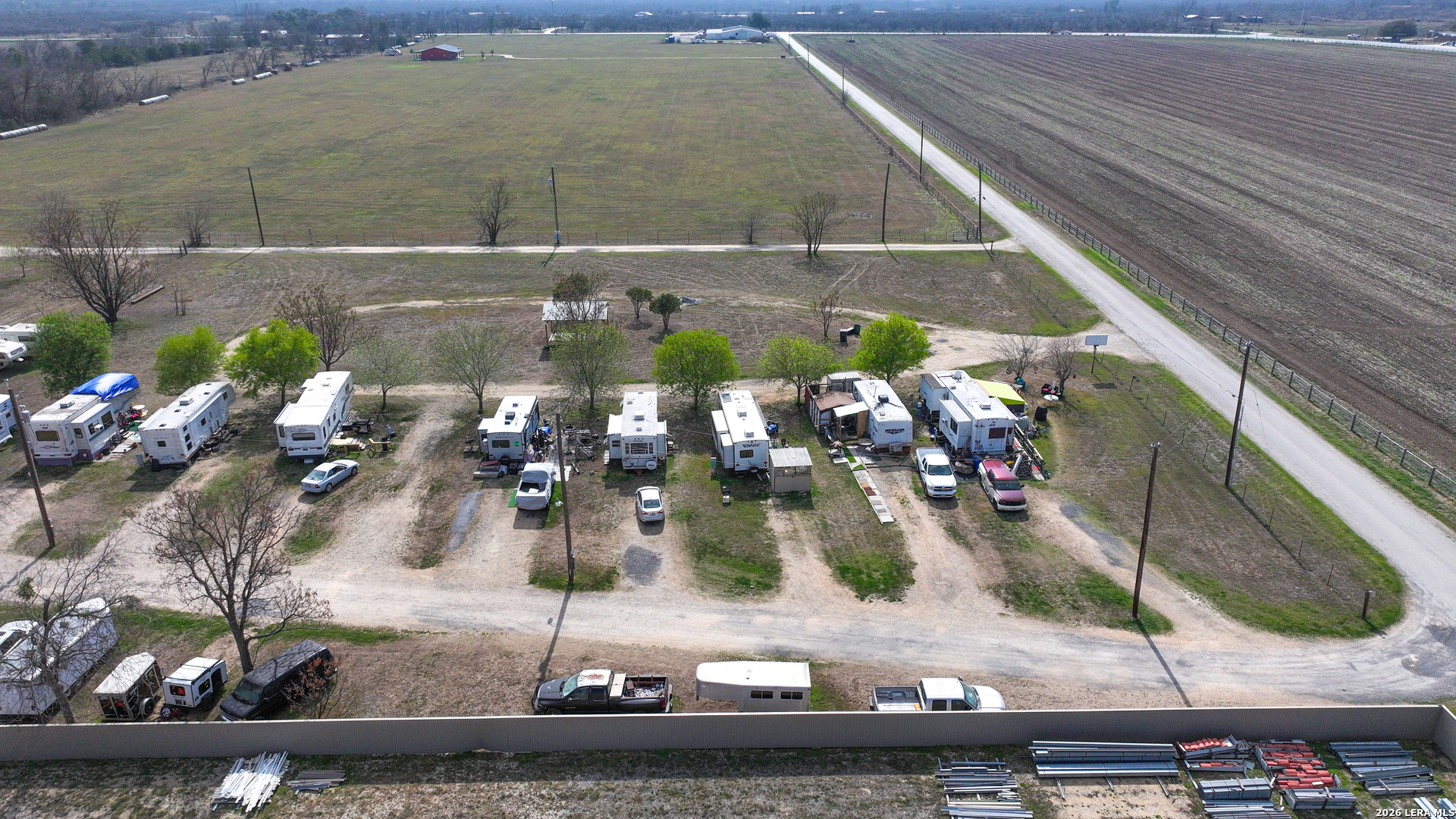 501, 505 & 509 Lakeview Mcqueeney TX 78123