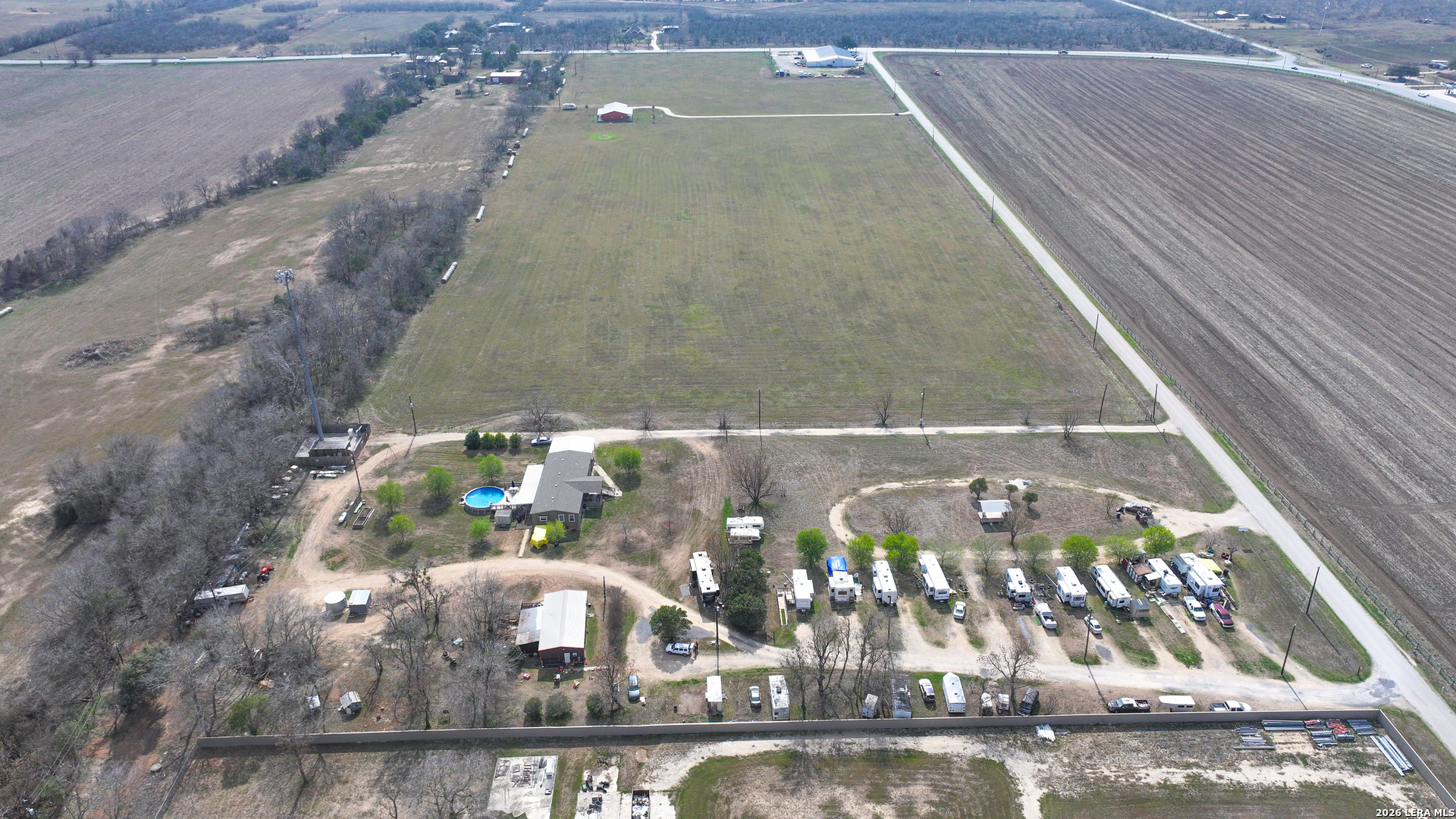 501, 505 & 509 Lakeview Mcqueeney TX 78123