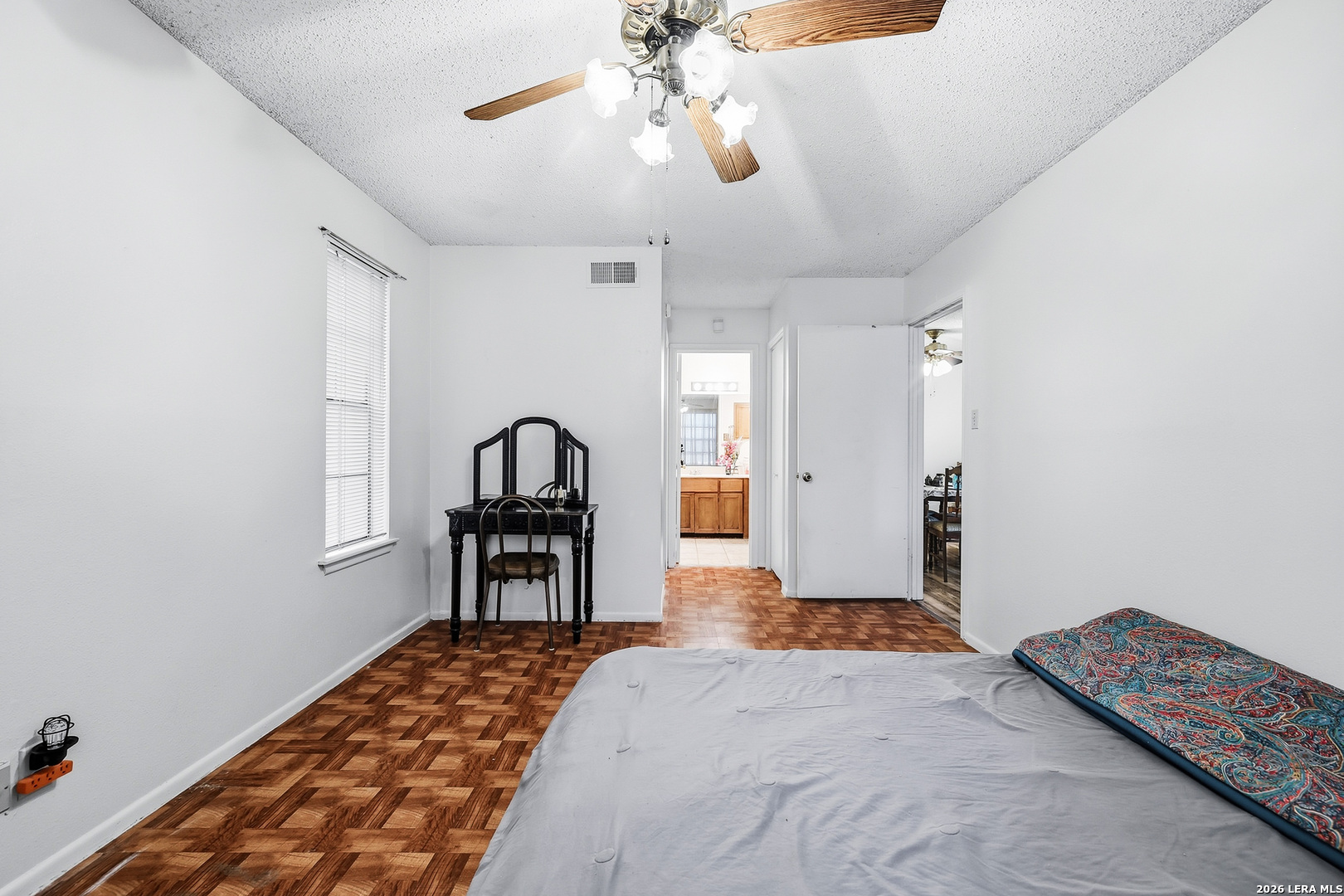2935 Nacogdoches San Antonio TX 78217