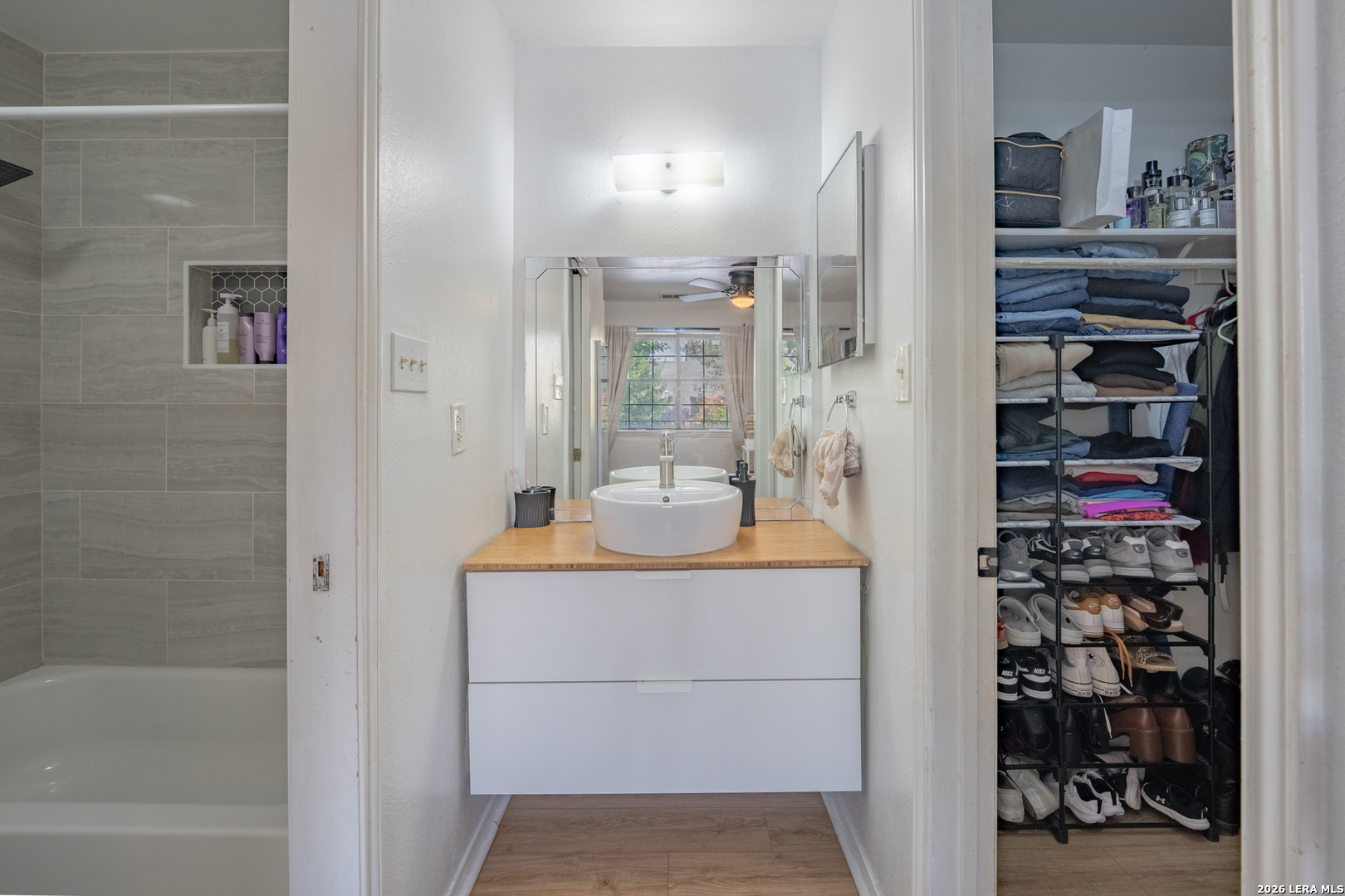 4803 Hamilton Wolfe San Antonio TX 78240