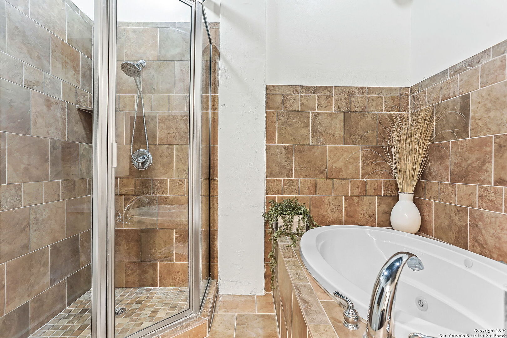 1339 S Flores San Antonio TX 78204