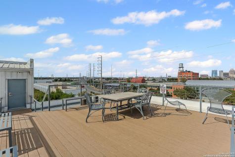 1339 S Flores San Antonio TX 78204