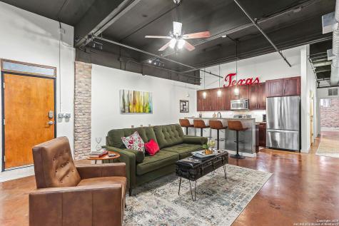 1339 S Flores San Antonio TX 78204