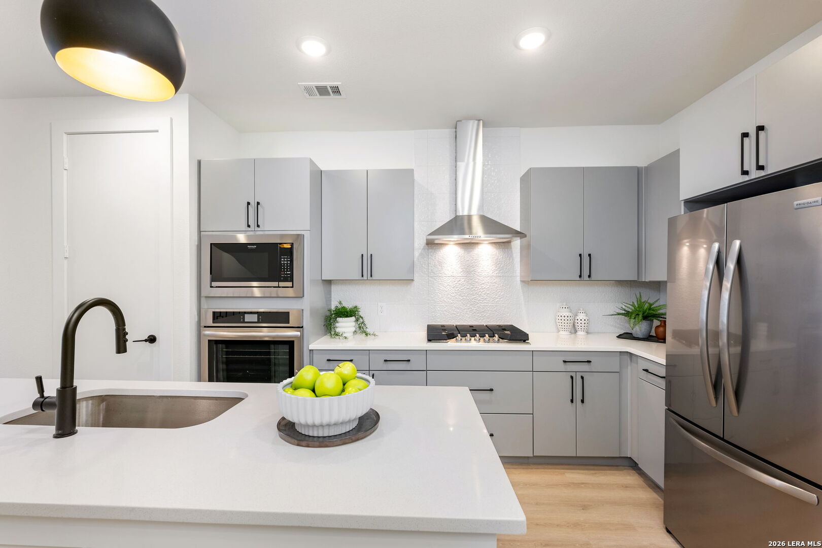 719 E Locust San Antonio TX 78212