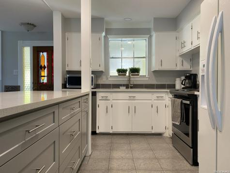 3216 Poe Lago Vista TX 78645